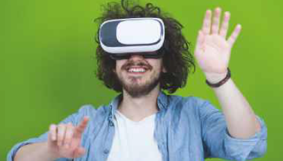 Virtual reality on the move