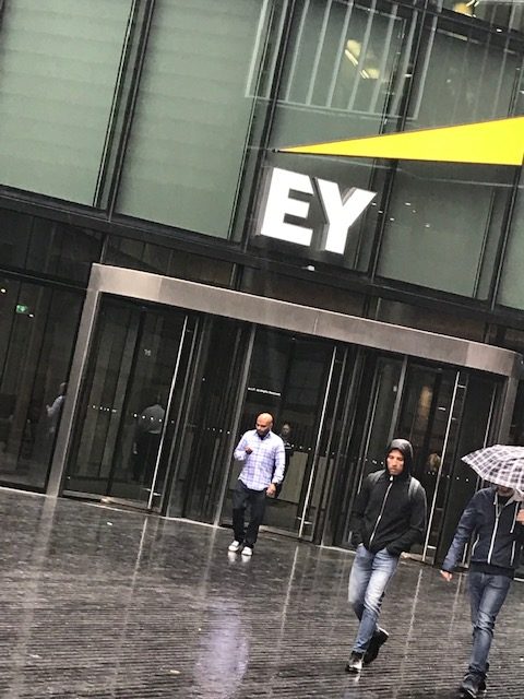 EY recruits over 1,000 starters for 2021