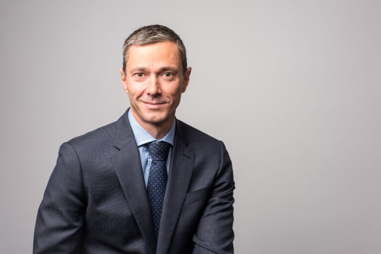 KPMG partners elect Jon Holt as CEO