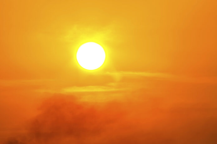 un and burning, Heatwave hot sun, Climate change, Heatwave hot sun, Heat stroke