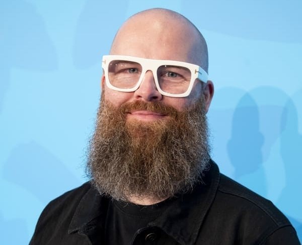 Firms want more non-accountants